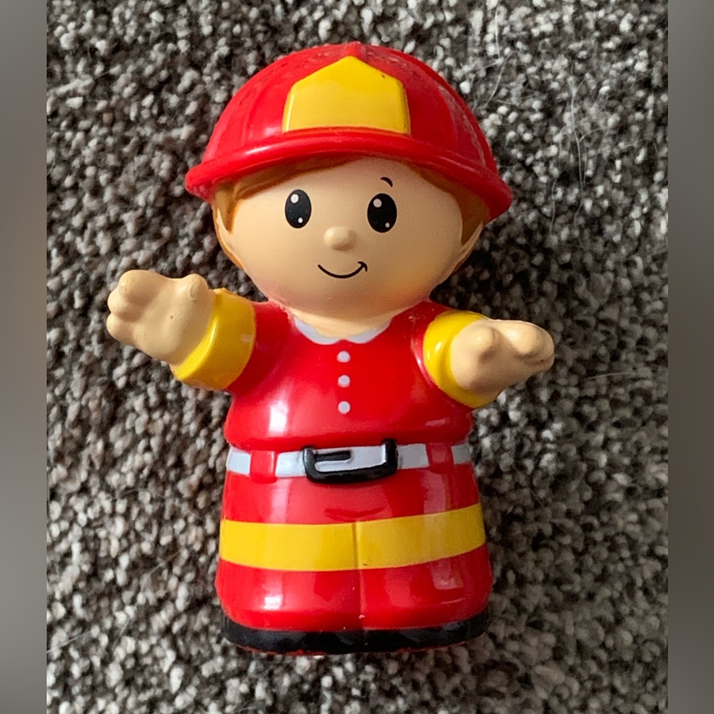 Mega: Mega Bloks - Play N' Go Fire Station - Firefighter Figure